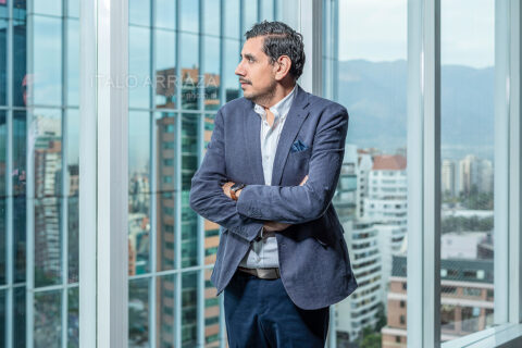 Fotografía corporativa empresa Las Condes linkedin retrato IA